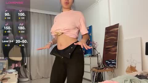 Lina online show from February 7, 2026, 11:47 am