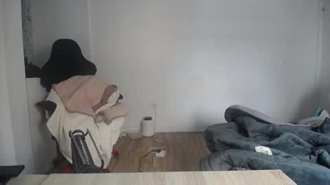 costantine helena24 online show from January 13, 2026, 1:49 pm