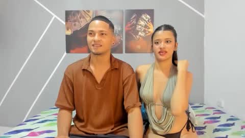 Snapshot of couple777sexy chatting on April 21, 2026, 9:17 pm Andri online show from April 21, 2026, 9:17 pm