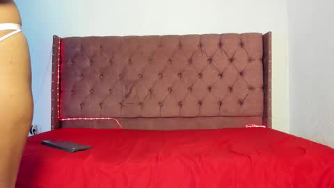 couple_hardroom online show from March 18, 2026, 1:20 am