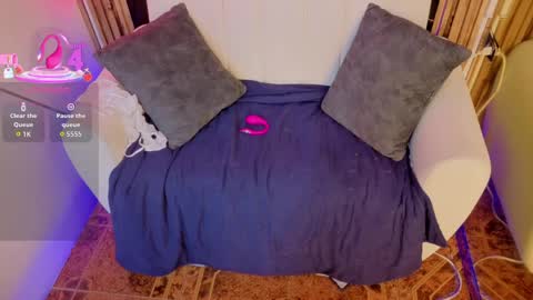 couple_matures23_pm online show from April 5, 2026, 2:14 pm