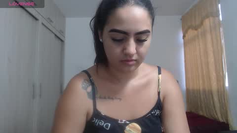 Snapshot of couple_sexandlove chatting on October 4, 2025, 11:52 am  ALEJANDRO Y EMILY  online show from October 4, 2025, 11:52 am