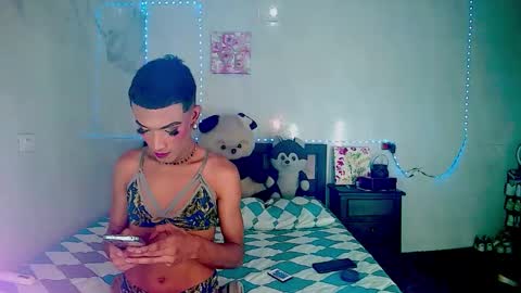 ALEXA  KIM online show from October 28, 2025, 1:20 am