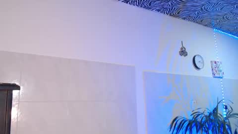 ALEXA  KIM online show from May 9, 2026, 1:55 am