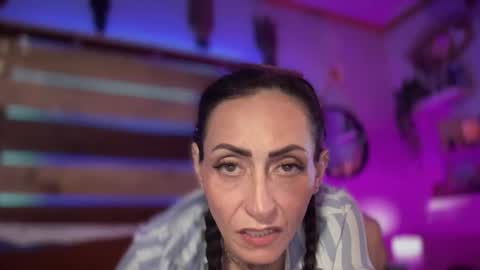 Snapshot of couple_who_freaks chatting on November 17, 2025, 2:01 pm Bald Beautiful online show from November 17, 2025, 2:01 pm