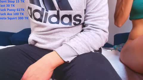 Snapshot of couplelove543 chatting on October 2, 2025, 1:51 pm Couplelove online show from October 2, 2025, 1:51 pm