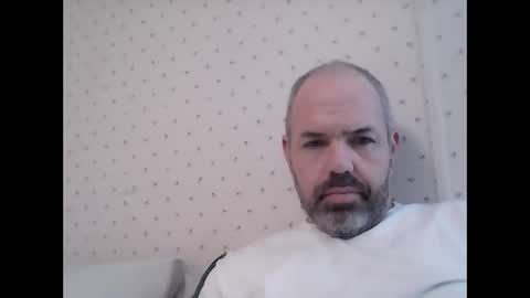 Snapshot of coupleofbucks chatting on November 1, 2025, 7:38 pm coupleofbucks online show from November 1, 2025, 7:38 pm