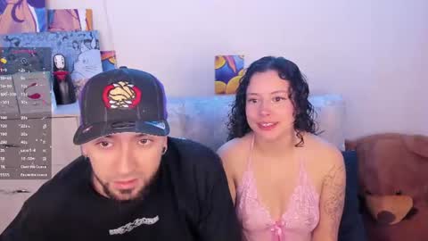 Snapshot of couplevibes_ chatting on June 20, 2026, 3:09 am Emily Andy online show from June 20, 2026, 3:09 am