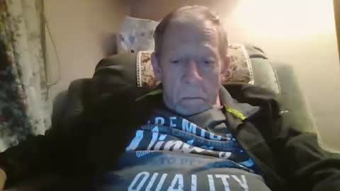 Snapshot of courieral1 chatting on September 15, 2025, 8:20 pm courieral1 online show from September 15, 2025, 8:20 pm