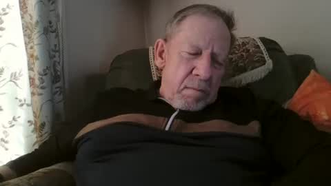 courieral1 online show from September 30, 2025, 1:49 pm