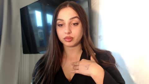 Snapshot of courtney_lux chatting on September 30, 2025, 2:22 pm Courtney online show from September 30, 2025, 2:22 pm