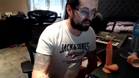 Snapshot of cousti_bite chatting on May 20, 2026, 1:39 pm Crousti bite online show from May 20, 2026, 1:39 pm