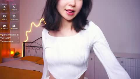 Yui online show from May 7, 2026, 7:14 am