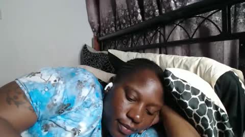 Erykah online show from November 13, 2025, 9:47 pm