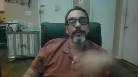 Snapshot of cq1er chatting on January 6, 2025, 5:30 am Alejandro online show from January 6, 2025, 5:30 am