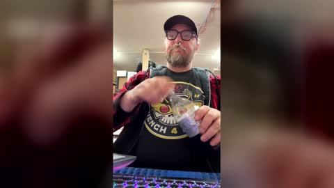 Crafty Uncle John online show from January 31, 2026, 10:52 pm