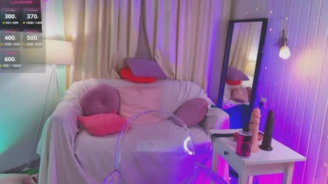 Sonya online show from May 15, 2026, 11:23 pm