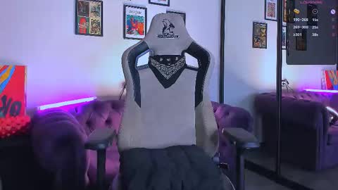    online show from September 17, 2025, 10:28 am