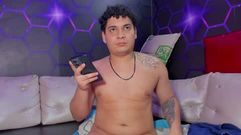 Snapshot of crazy_sexvip chatting on October 18, 2025, 12:28 pm - Girl ZOE and Boy Cain online show from October 18, 2025, 12:28 pm