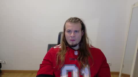 Snapshot of crazyangel8 chatting on January 27, 2025, 12:54 am crazyangel8 online show from January 27, 2025, 12:54 am