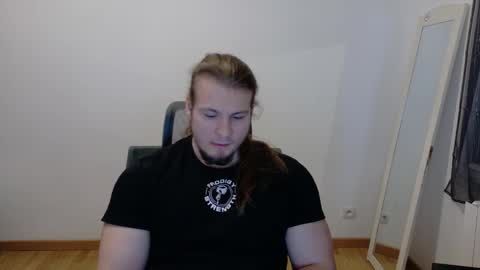 Snapshot of crazyangel8 chatting on February 3, 2025, 9:29 pm crazyangel8 online show from February 3, 2025, 9:29 pm