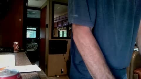 Snapshot of crazyanimal_ chatting on September 21, 2025, 1:35 pm Crazyanimal online show from September 21, 2025, 1:35 pm