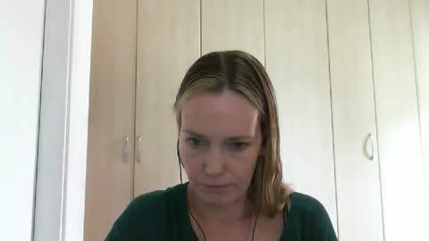 Anny online show from December 5, 2024, 10:55 am