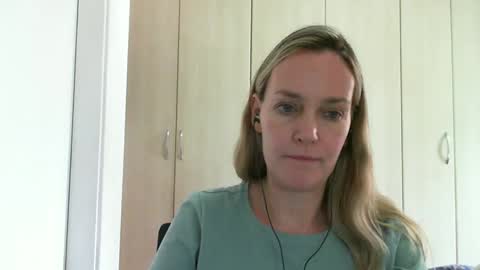 Anny online show from December 27, 2024, 1:39 pm