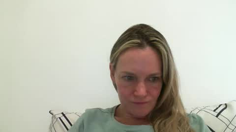 Anny online show from December 29, 2024, 9:09 pm