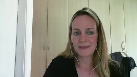Anny online show from January 13, 2025, 8:58 pm