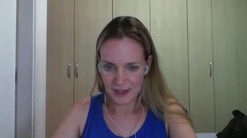 Anny online show from February 28, 2025, 10:06 pm