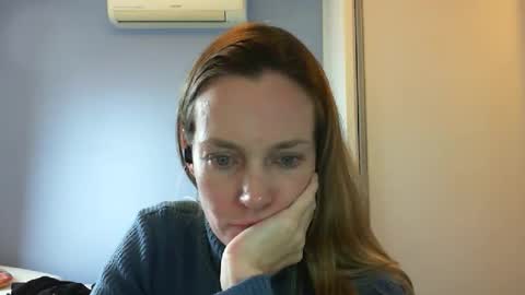 Snapshot of crazyanny chatting on September 24, 2025, 4:10 pm Anny online show from September 24, 2025, 4:10 pm