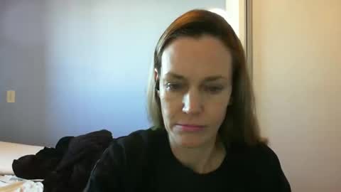 Snapshot of crazyanny chatting on October 24, 2025, 11:28 am Anny online show from October 24, 2025, 11:28 am