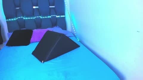 Snapshot of crazybaby_squirt chatting on June 27, 2026, 3:11 am crazybaby_squirt online show from June 27, 2026, 3:11 am