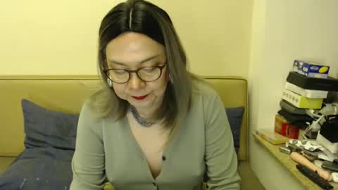 Snapshot of crazychika chatting on December 5, 2024, 4:23 pm Kelly   online show from December 5, 2024, 4:23 pm