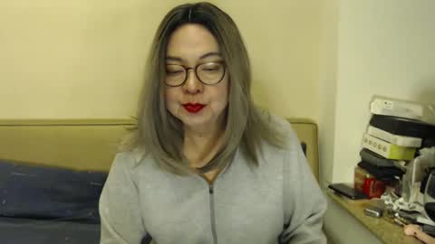 Snapshot of crazychika chatting on December 13, 2024, 7:10 pm Kelly   online show from December 13, 2024, 7:10 pm