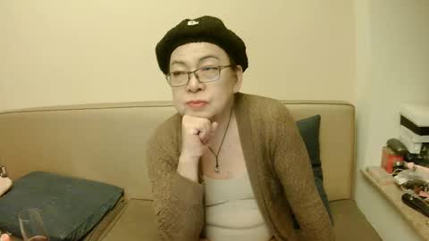 Snapshot of crazychika chatting on March 3, 2025, 8:54 pm Kelly   online show from March 3, 2025, 8:54 pm