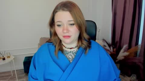 crazydaisiy online show from February 2, 2025, 10:46 am