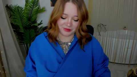 crazydaisiy online show from February 4, 2025, 8:38 pm