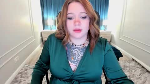 crazydaisiy online show from February 6, 2025, 11:48 pm
