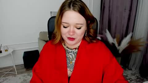 crazydaisiy online show from February 8, 2025, 3:41 am