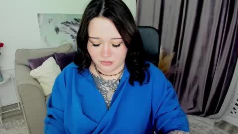 crazydaisiy online show from March 8, 2025, 12:44 am