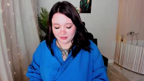 crazydaisiy online show from March 12, 2025, 7:38 pm