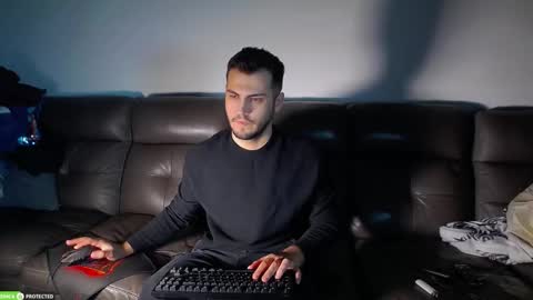 Snapshot of crazydom1 chatting on October 23, 2025, 6:28 pm Crazy online show from October 23, 2025, 6:28 pm