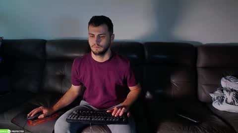 Snapshot of crazydom1 chatting on October 25, 2025, 12:56 pm Crazy online show from October 25, 2025, 12:56 pm