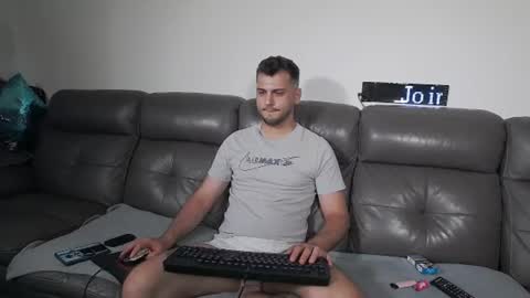 Snapshot of crazydom1 chatting on July 22, 2026, 1:47 pm Crazy online show from July 22, 2026, 1:47 pm