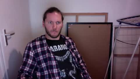 crazyglasseslover online show from February 17, 2026, 6:58 pm