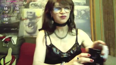 CrazyJuny online show from December 14, 2025, 4:40 am