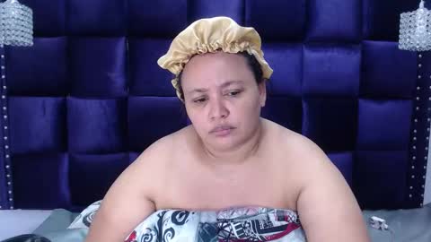 diosalinda online show from September 9, 2025, 4:01 am