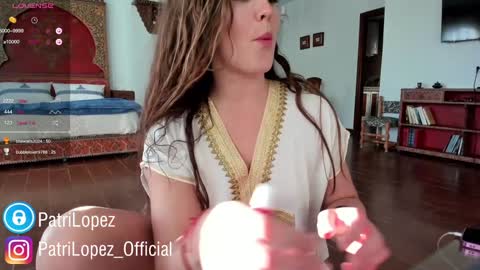 Snapshot of crazypaty chatting on December 9, 2024, 4:05 pm Patricia Lpez online show from December 9, 2024, 4:05 pm